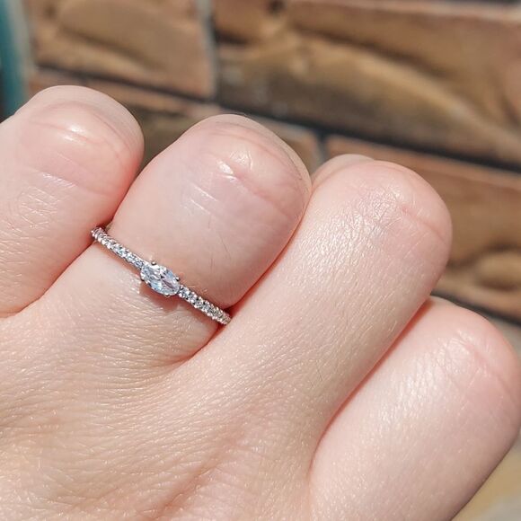 925 Silver Platinum Plated Love Ring - Picture 2 of 6